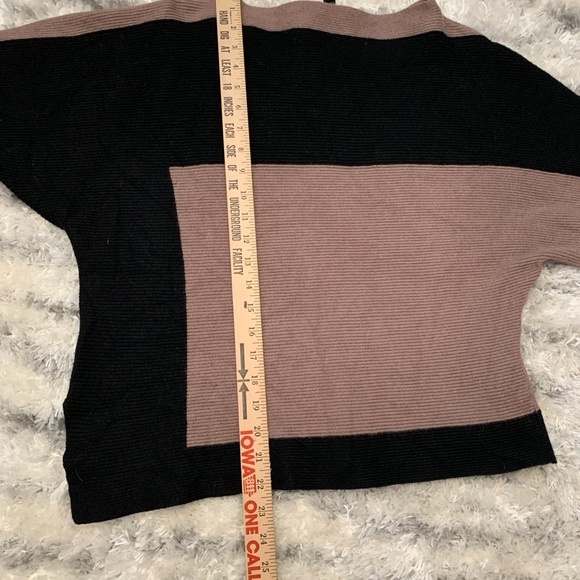 White House Black Market Black and Brown Women's Sweater - Picture 8 of 9